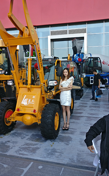 萊工.jpg 萊工.jpg