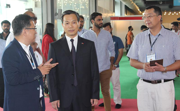 萊工.jpg 萊工.jpg