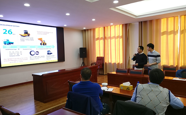 萊工.jpg 萊工.jpg